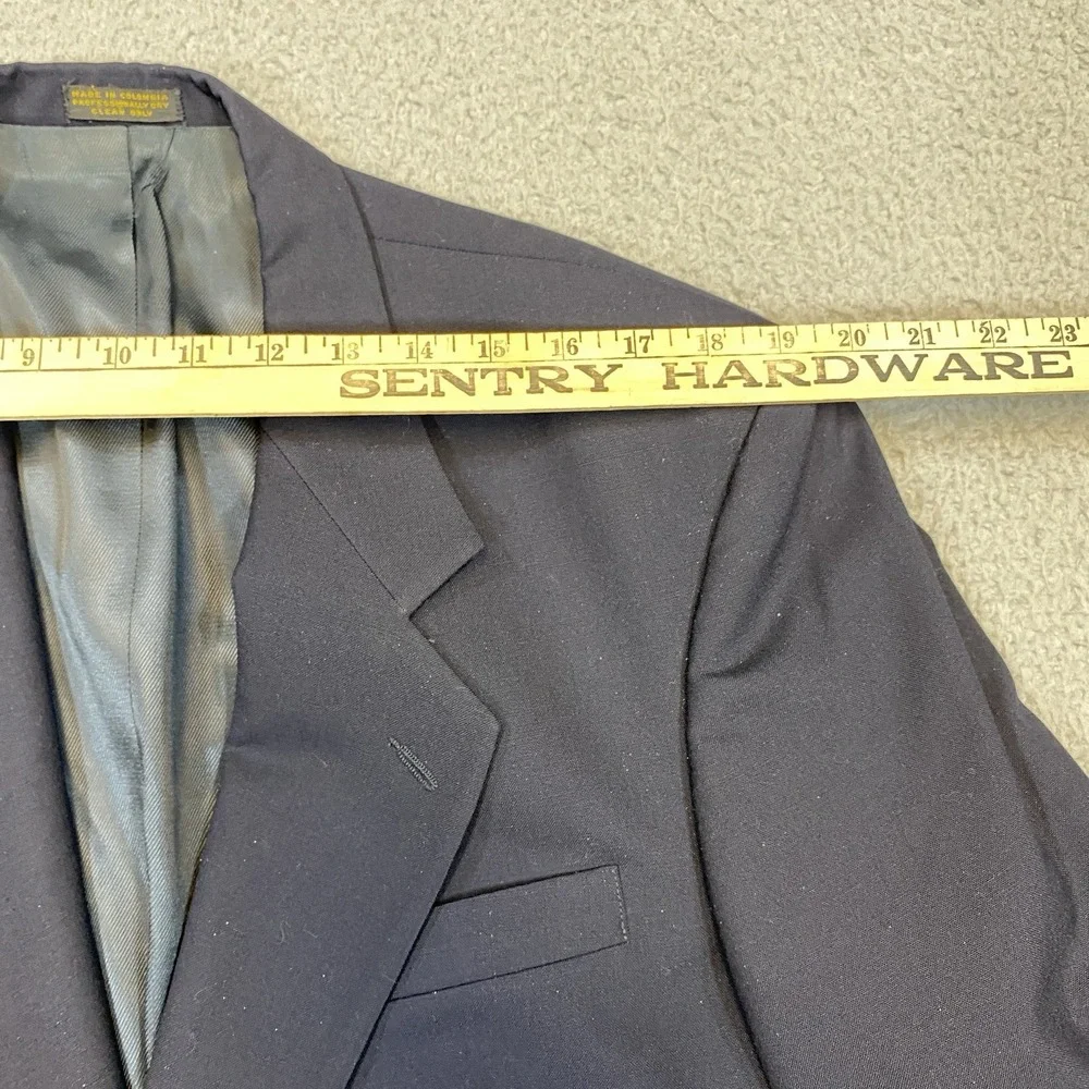 Oscar de La Renta‎ Sports Coat Men s 42R Navy Blazer Metal Buttons Suit Jacket
